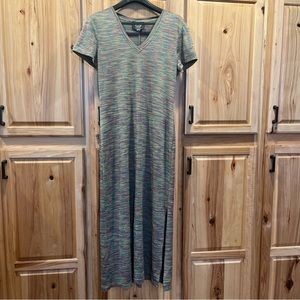 colorful v neck dress
brand PG Collections designed by Ginger Bort